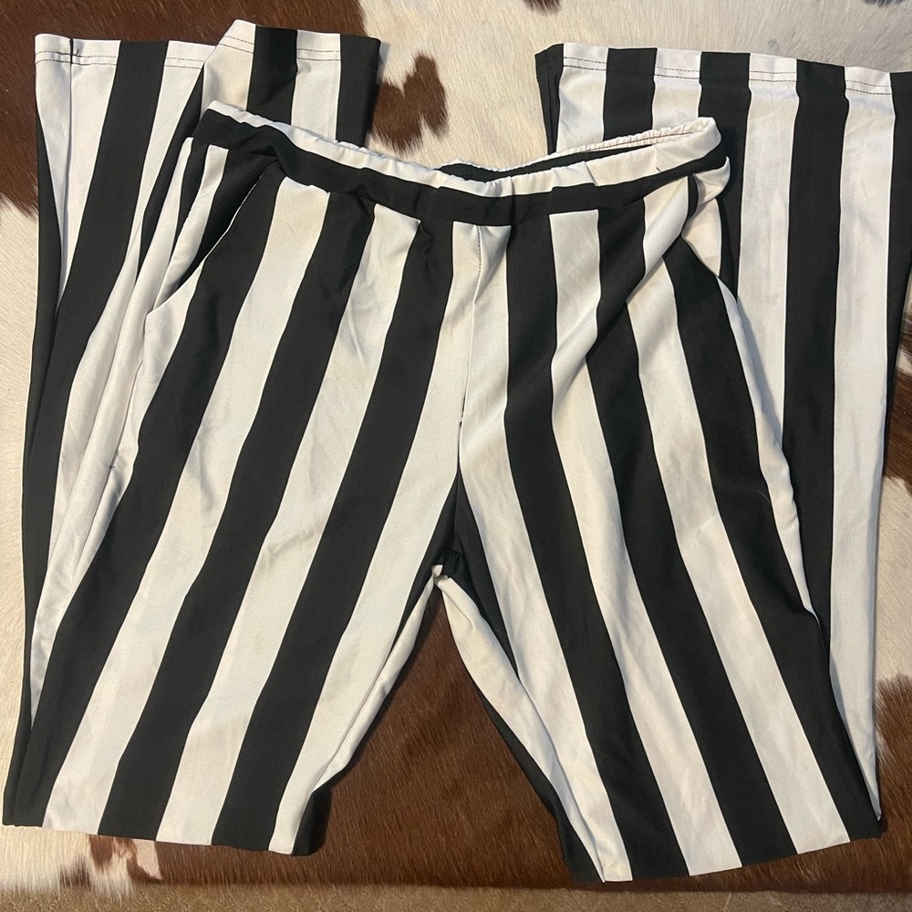 Stretchy flare pants